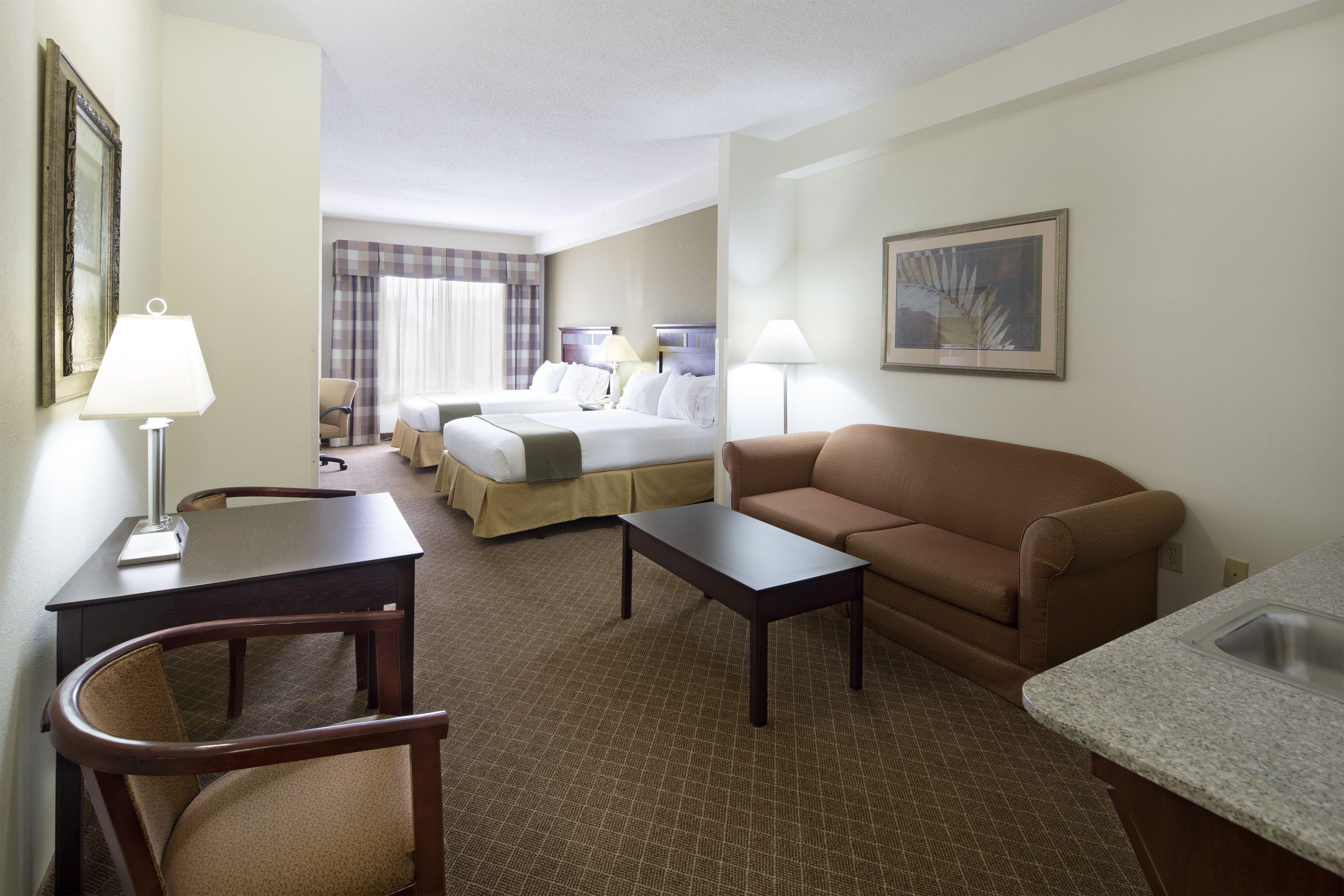 Holiday Inn Express Hotel & Suites- Gadsden, An Ihg Hotel Exterior photo